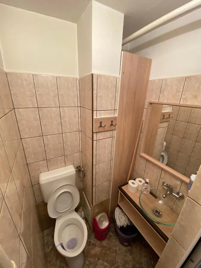 Oldtown Den Apartment Bucharest